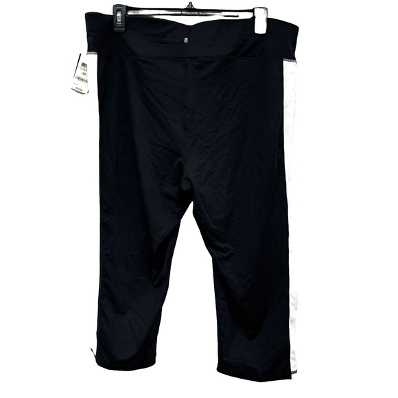 NWT Sz 3X Women’s Ideology Cropped Leggings. Black/White. Inside Pocket. - Picture 2 of 4